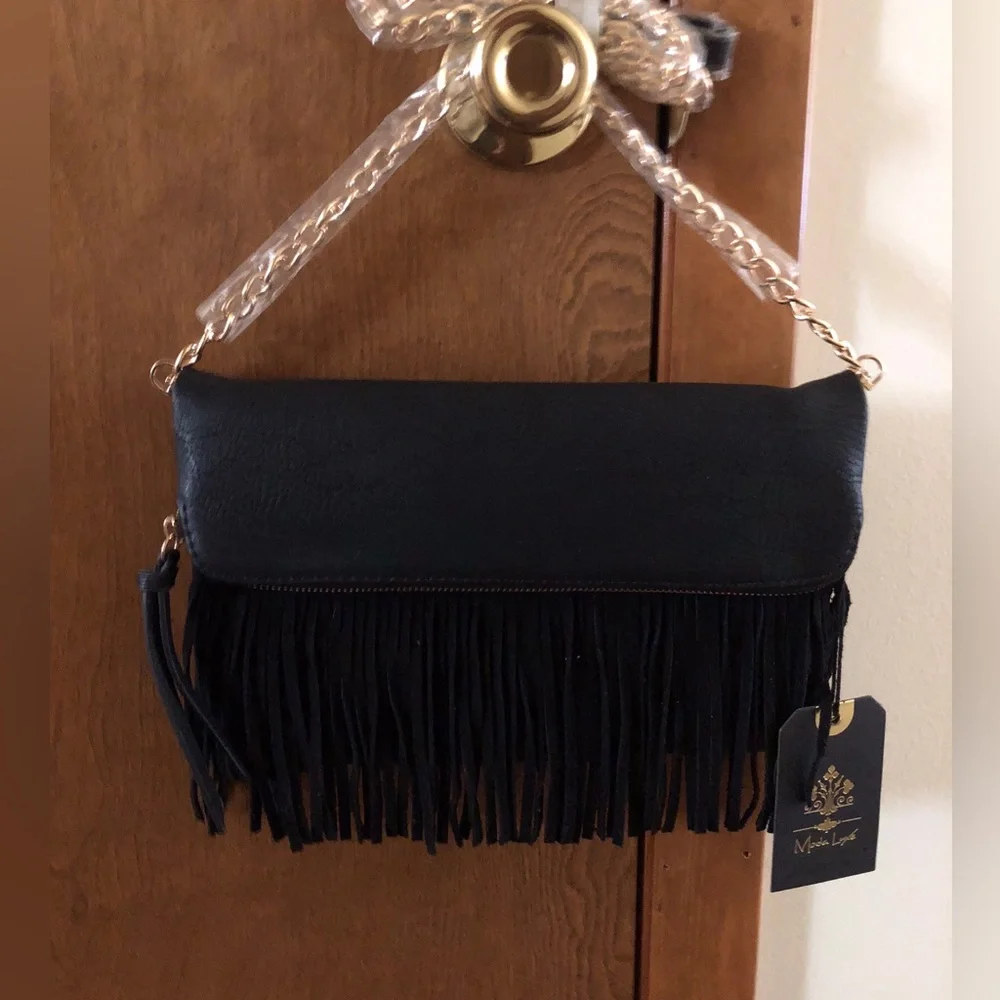 🔴NWT🔴 Moda Luxe Black Shoulder Bag with Fringe